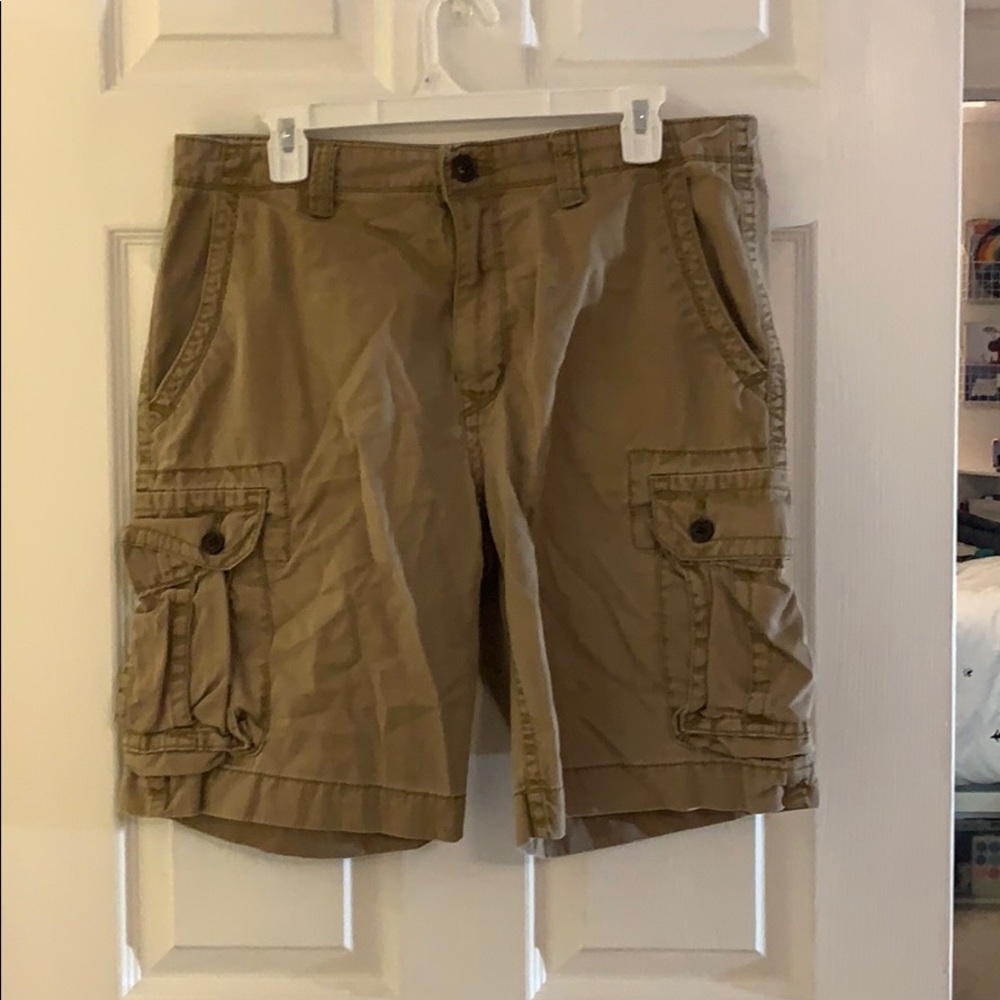 tan arizona jean co cargo shorts